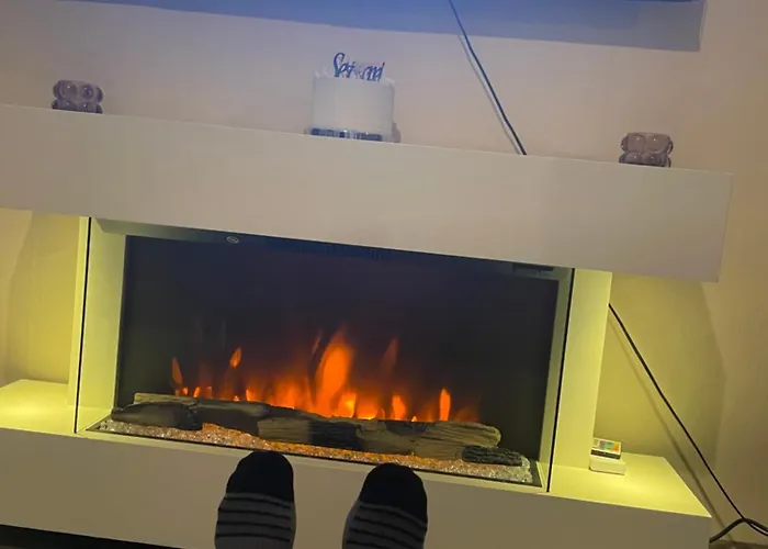 Apartment Checkpoint Charm Neukölln Berlin