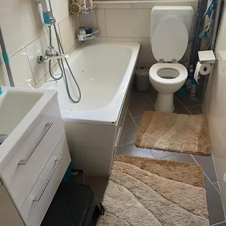 Checkpoint Charm Neukoelln * 베를린