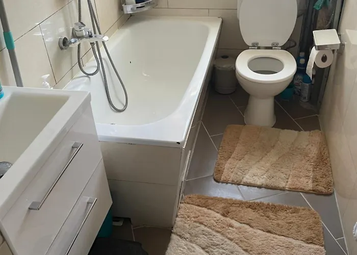 Checkpoint Charm Neukoelln * Berlin